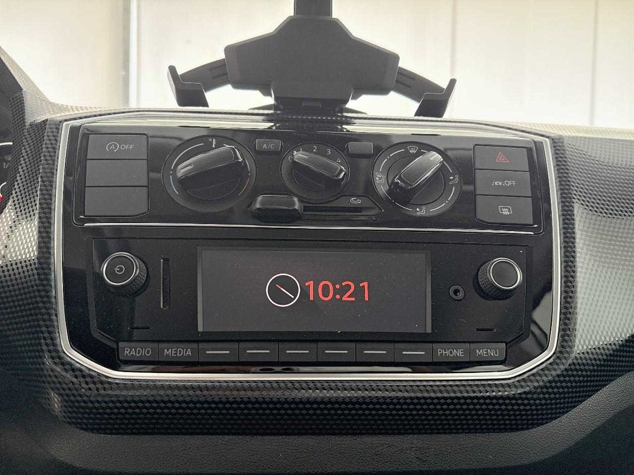 Volkswagen Volkswagen Up usata, con airbag anteriore conducente, airbag anteriore passeggero con interrutore di disattivazione