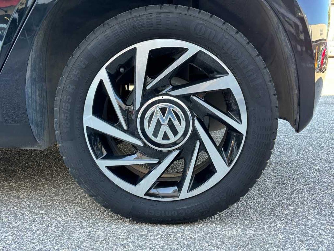 Volkswagen Volkswagen Up usata, con fendinebbia