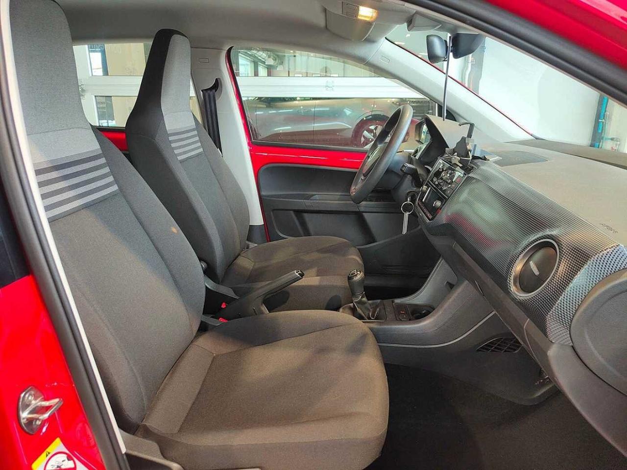 Volkswagen Volkswagen Up usata, con Vetri Oscurati