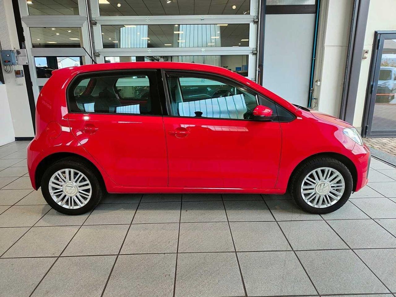 Volkswagen Volkswagen Up usata 24