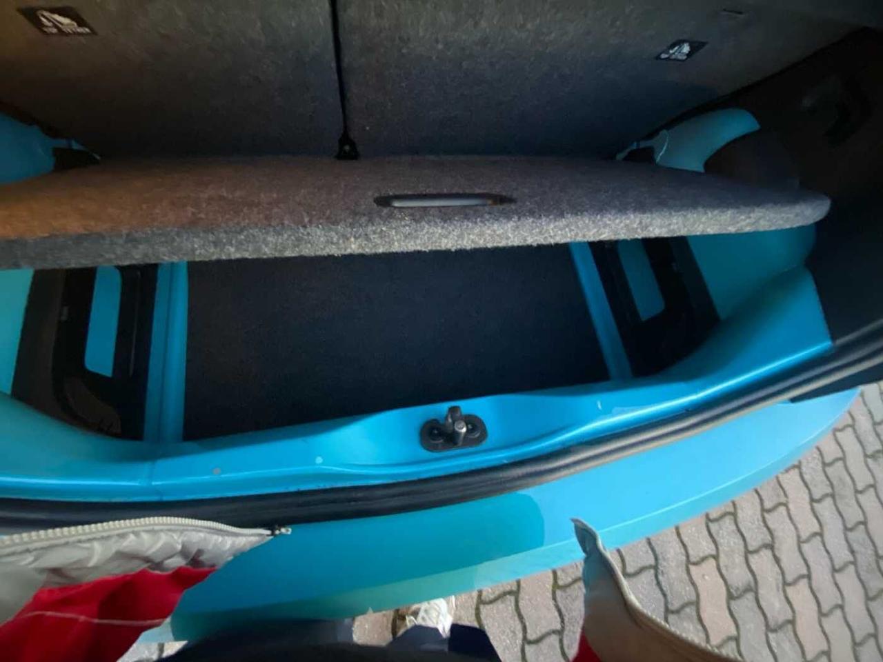 Volkswagen Volkswagen Up usata 9