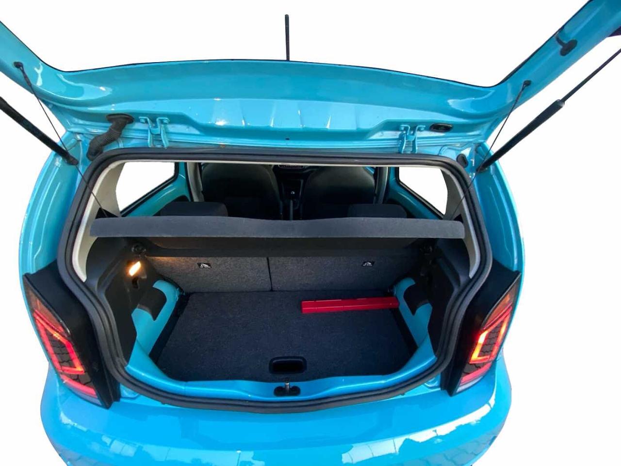 Volkswagen Volkswagen Up usata 17