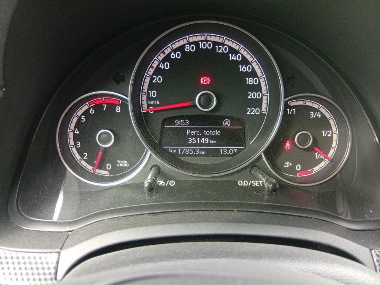 Volkswagen Volkswagen Up usata 4