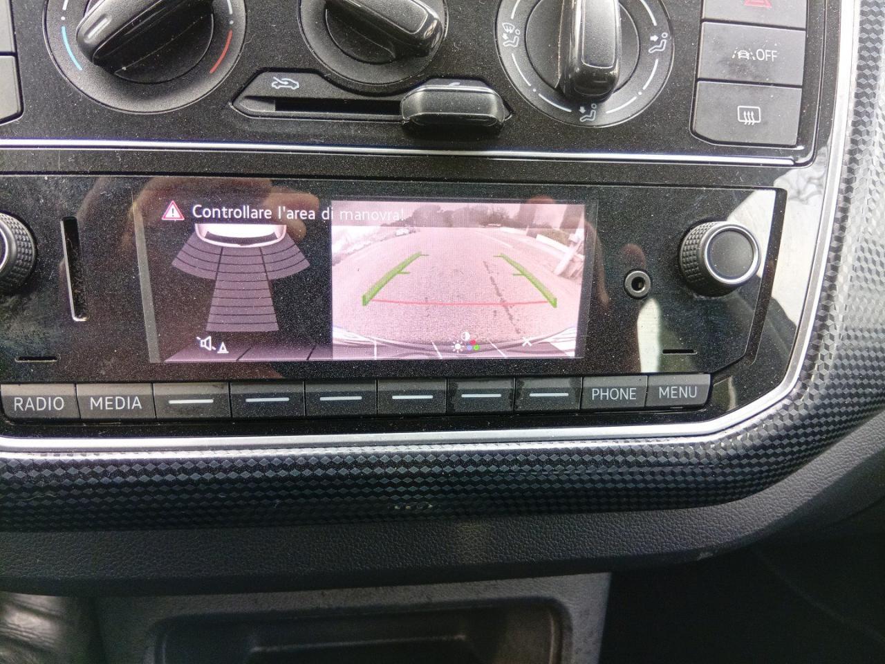 Volkswagen Volkswagen Up usata 6