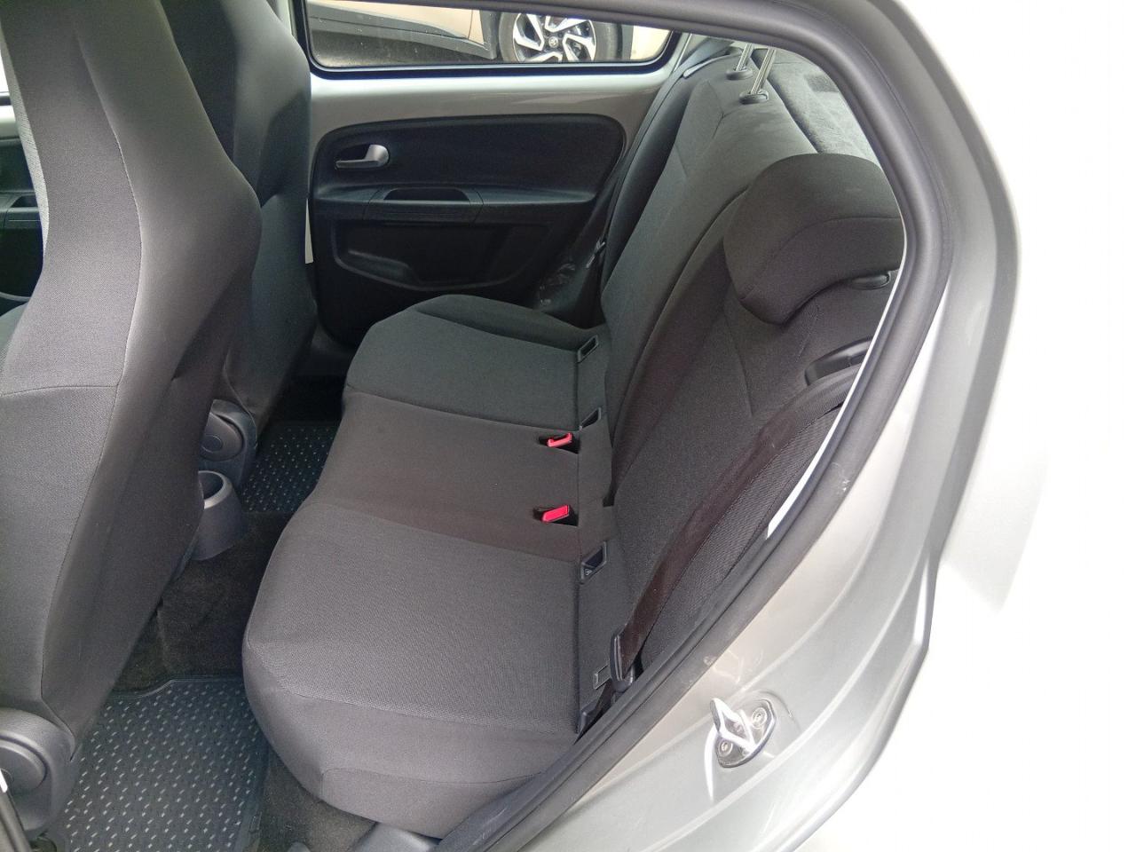 Volkswagen Volkswagen Up usata 8