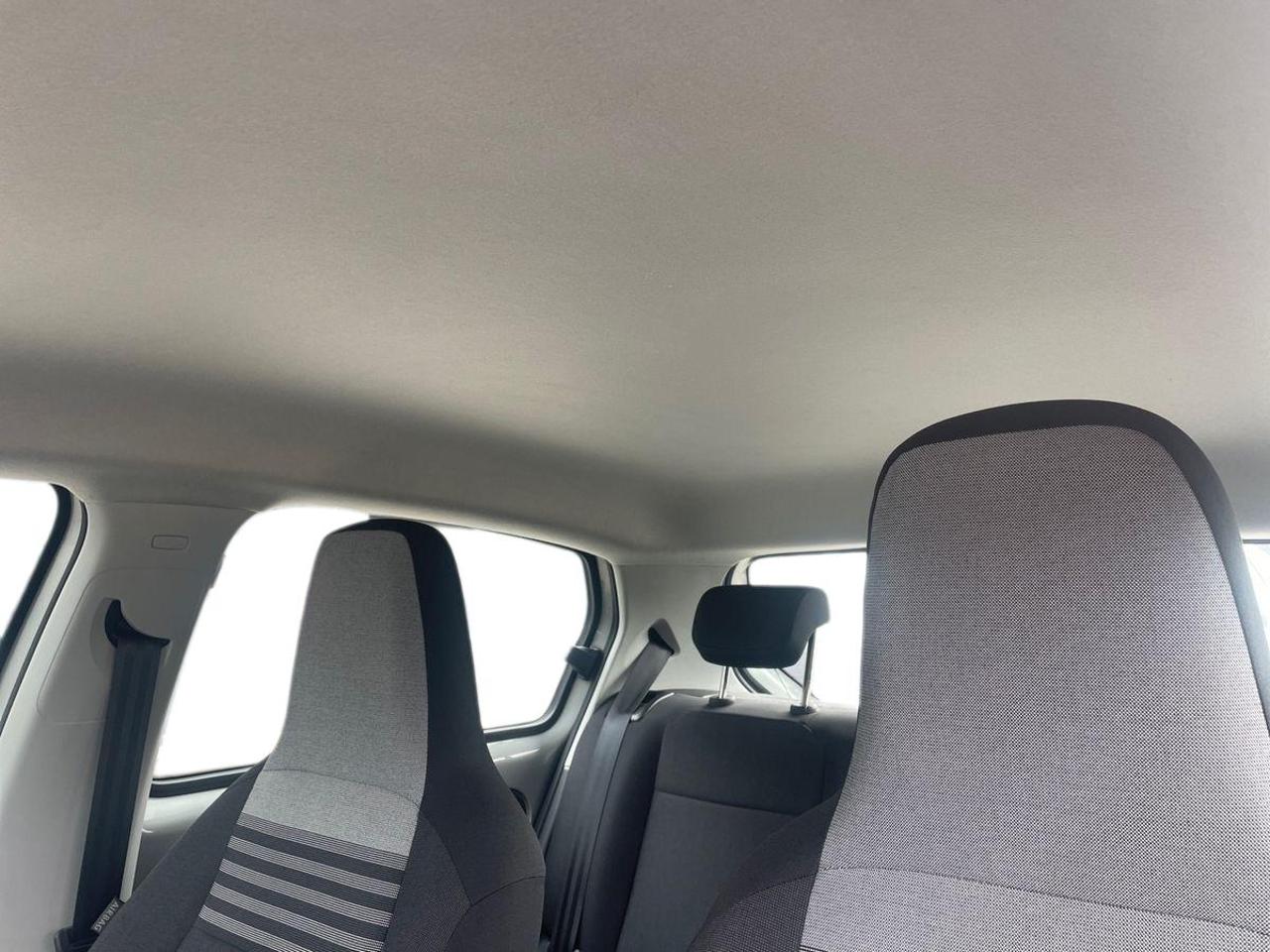 Volkswagen Volkswagen Up usata 8