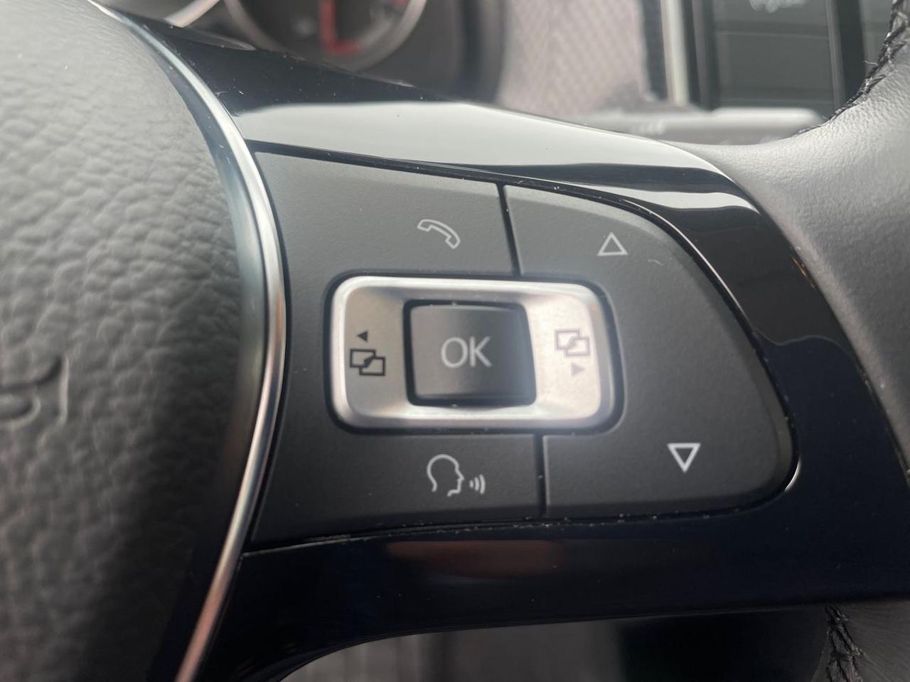 Volkswagen Volkswagen Up usata 12