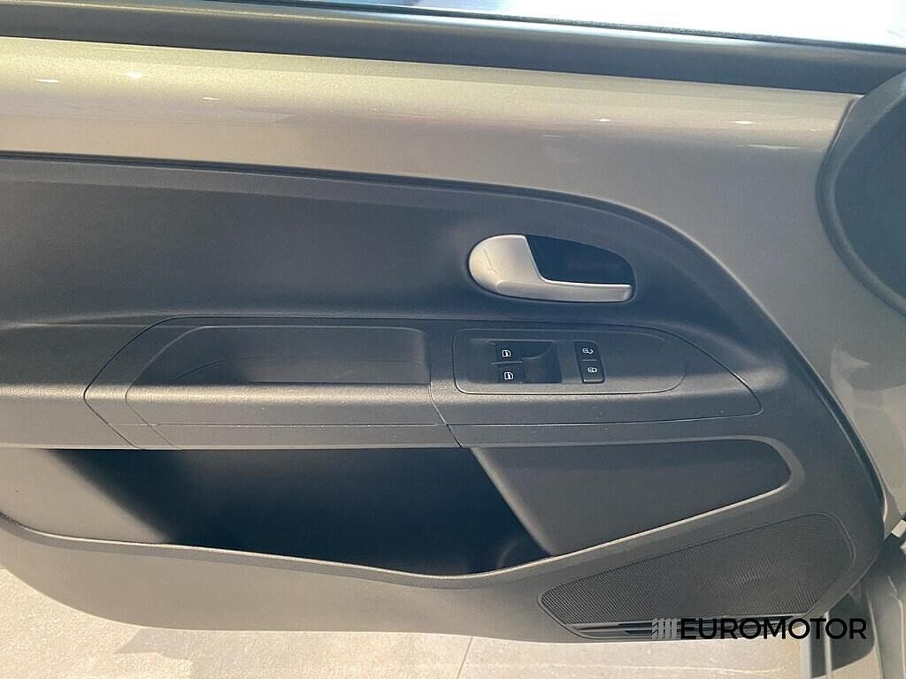 Volkswagen Volkswagen Up usata 2