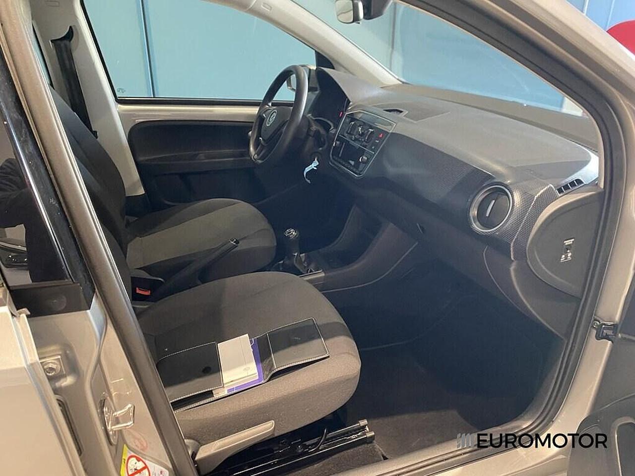 Volkswagen Volkswagen Up usata 10