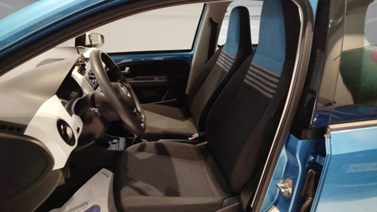 Volkswagen Volkswagen Up usata 3