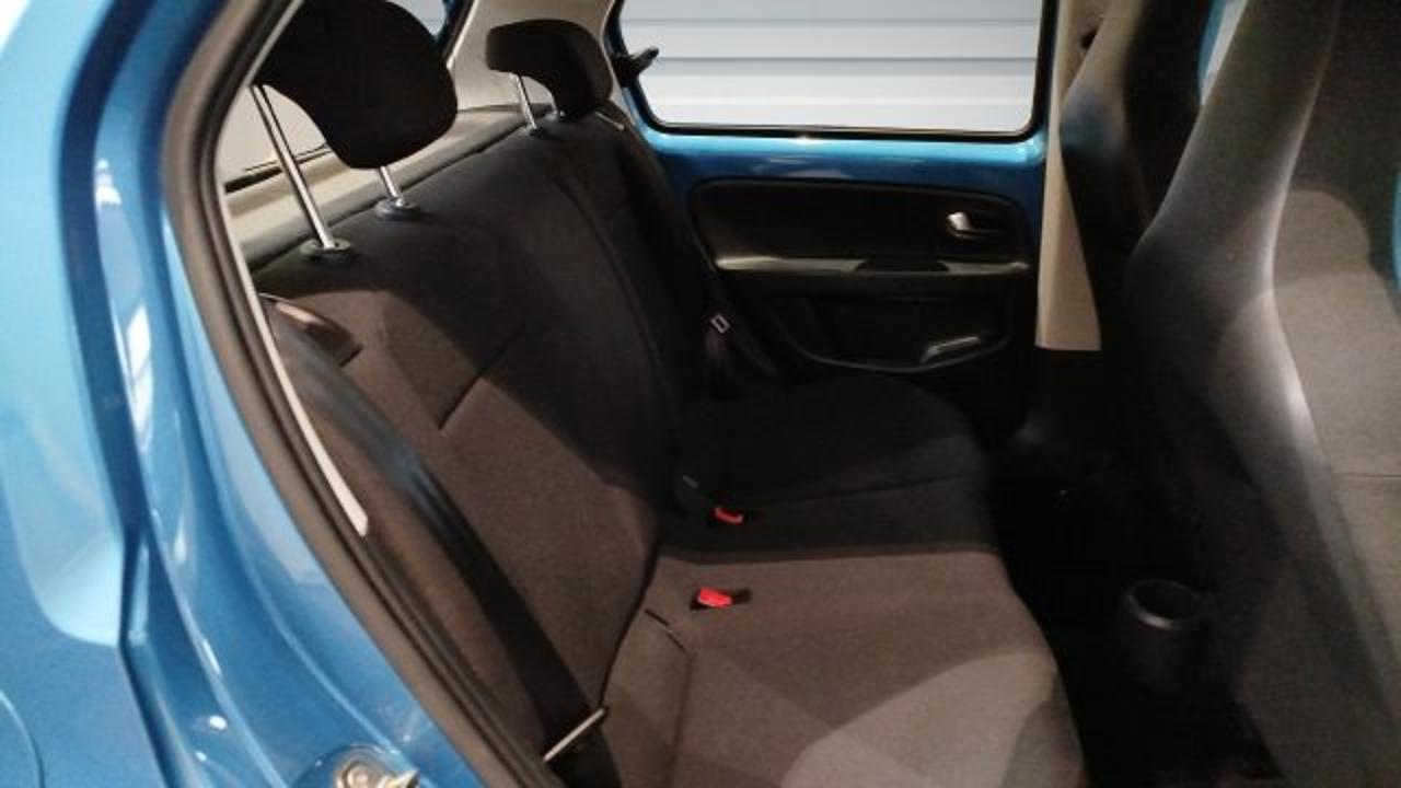 Volkswagen Volkswagen Up usata 5