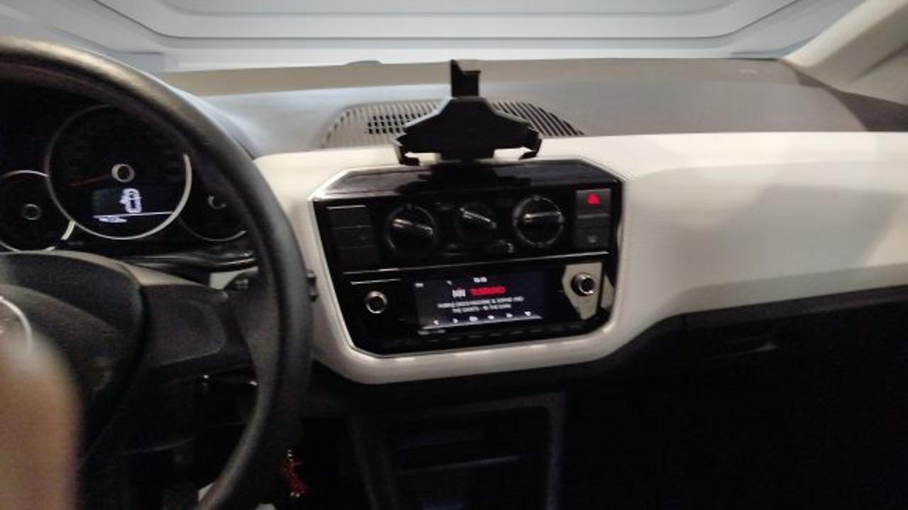 Volkswagen Volkswagen Up usata 10