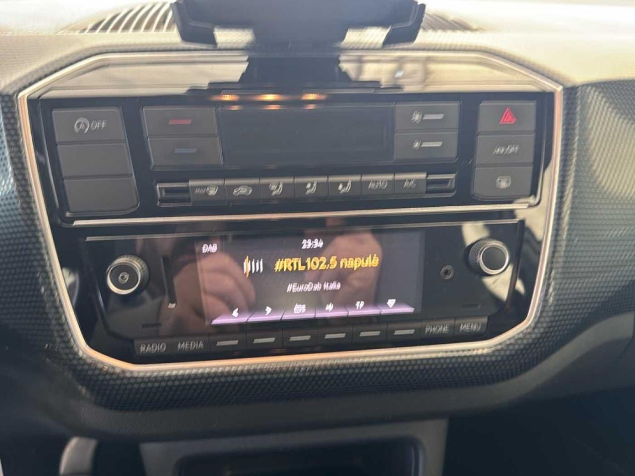 Volkswagen Volkswagen Up usata 6