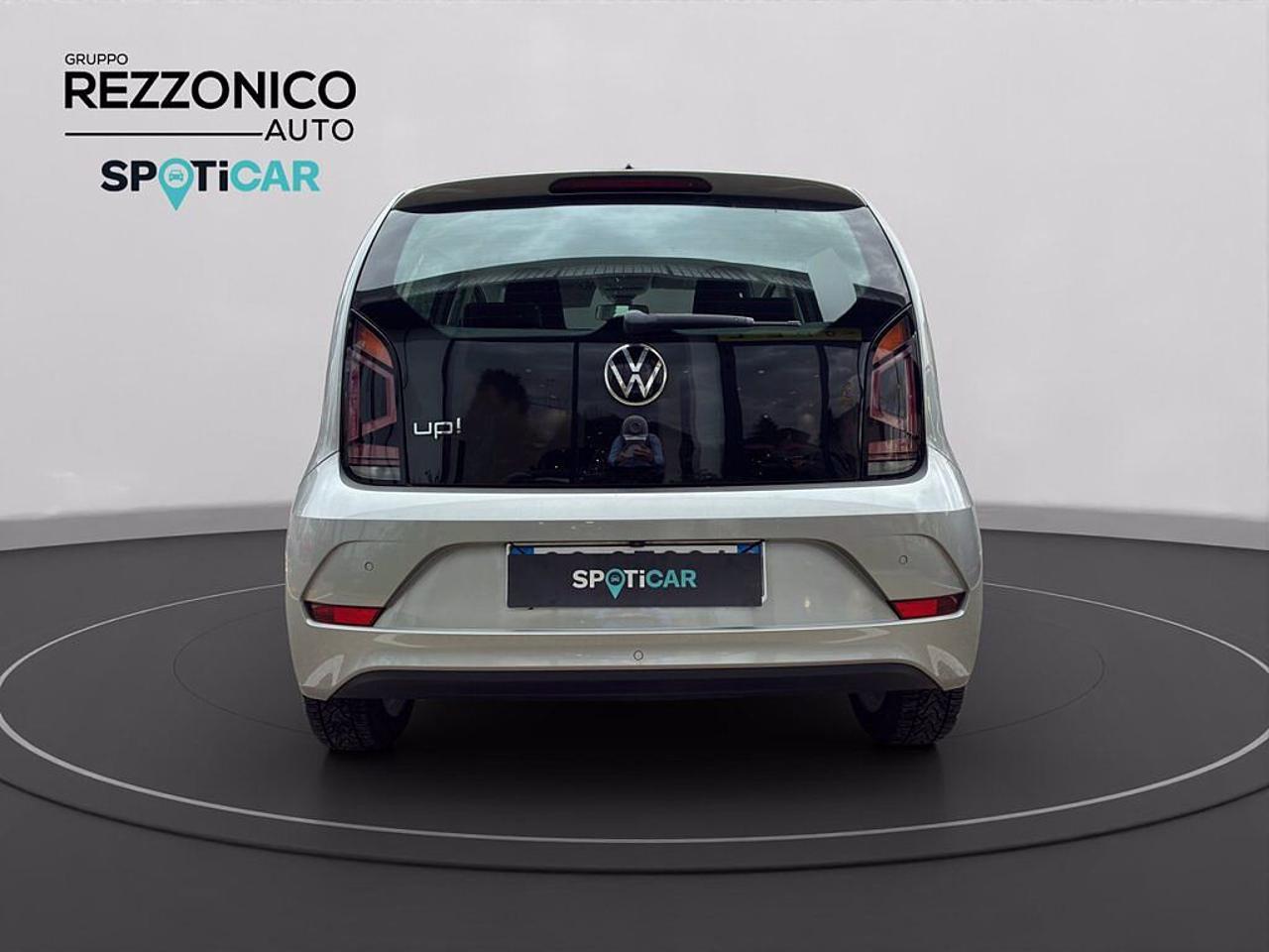 Volkswagen Volkswagen Up usata 13