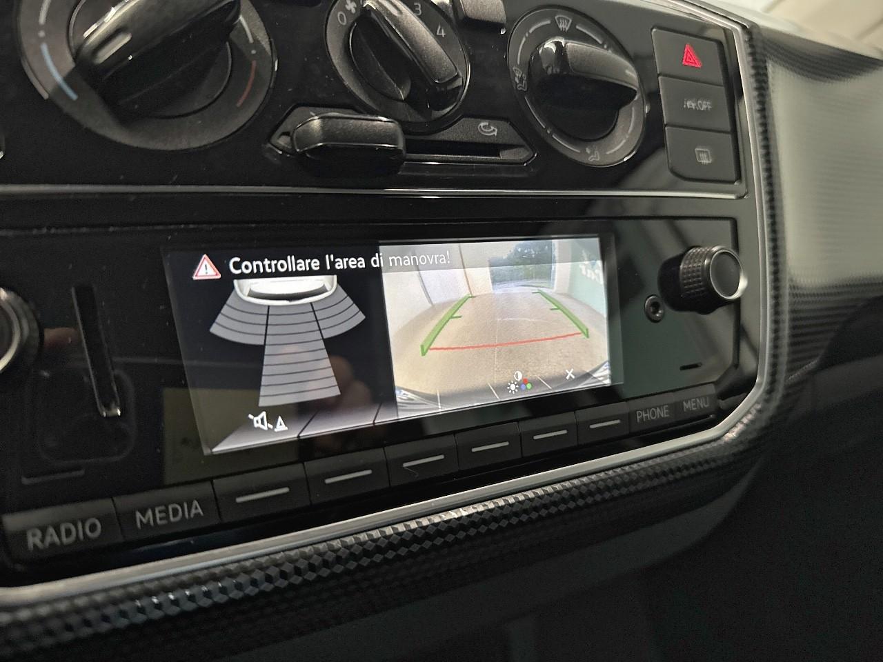 Volkswagen Volkswagen Up usata 9