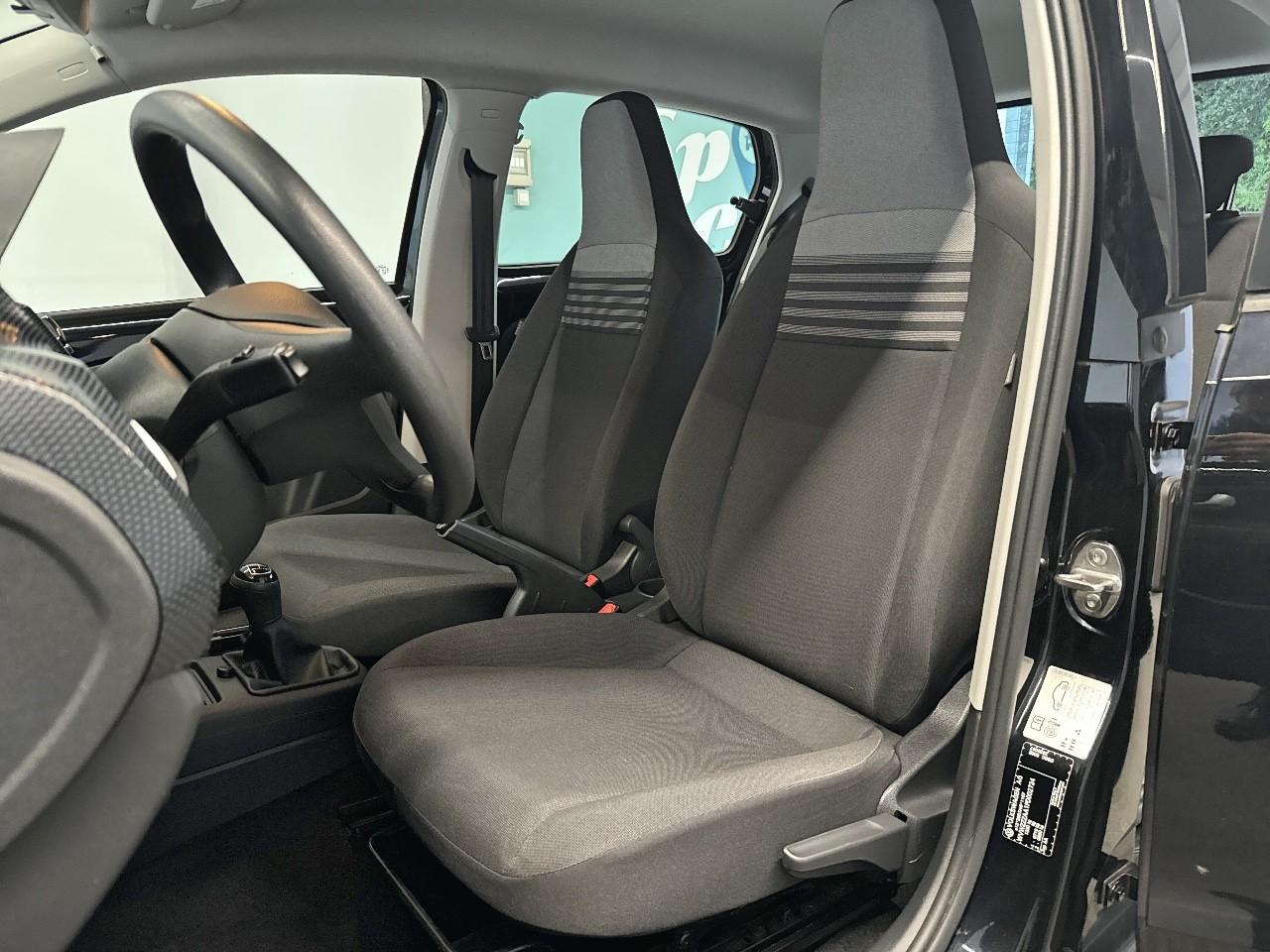 Volkswagen Volkswagen Up usata 19