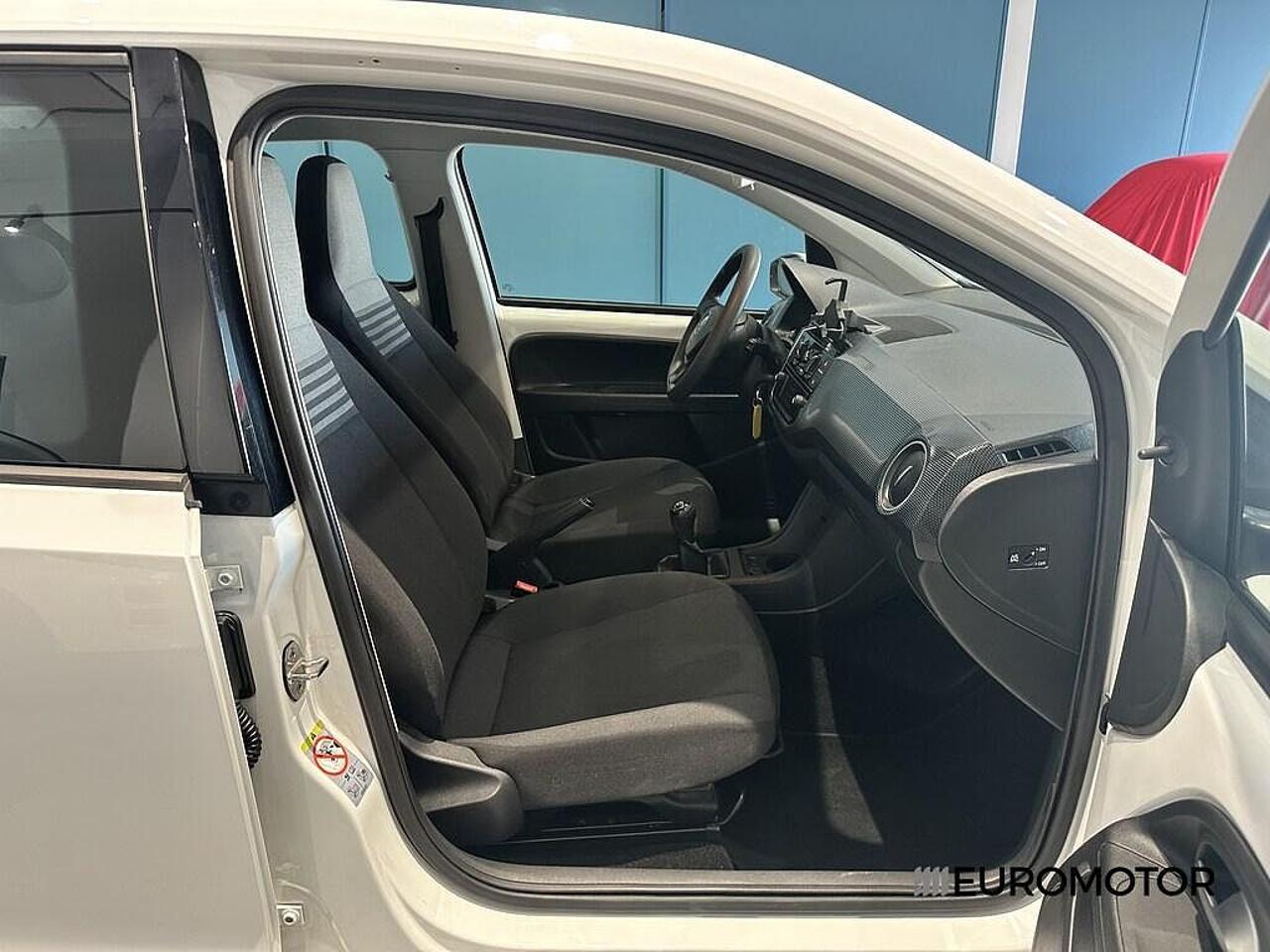 Volkswagen Volkswagen Up usata 5