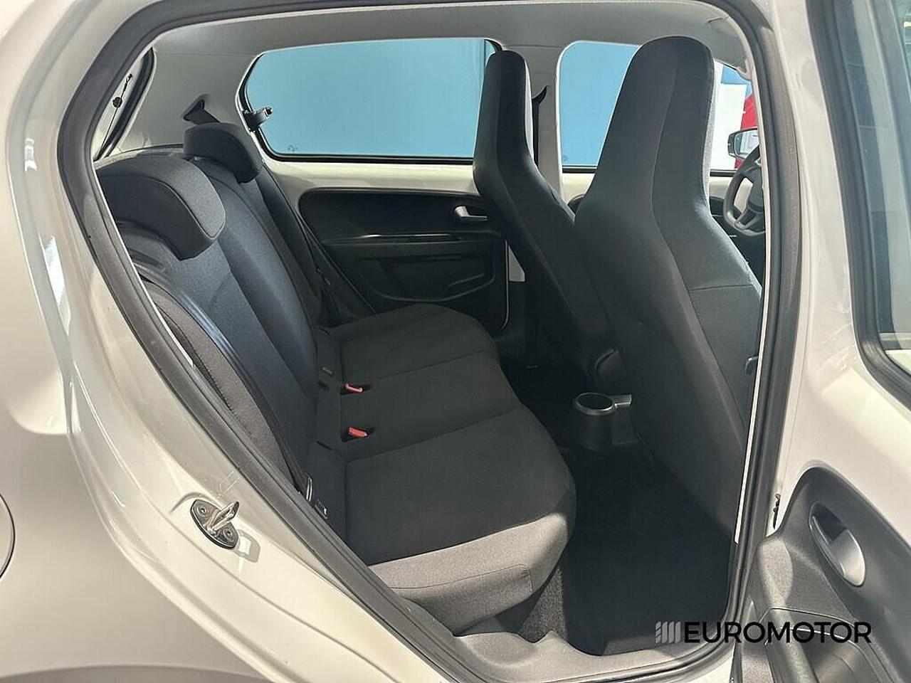 Volkswagen Volkswagen Up usata 6