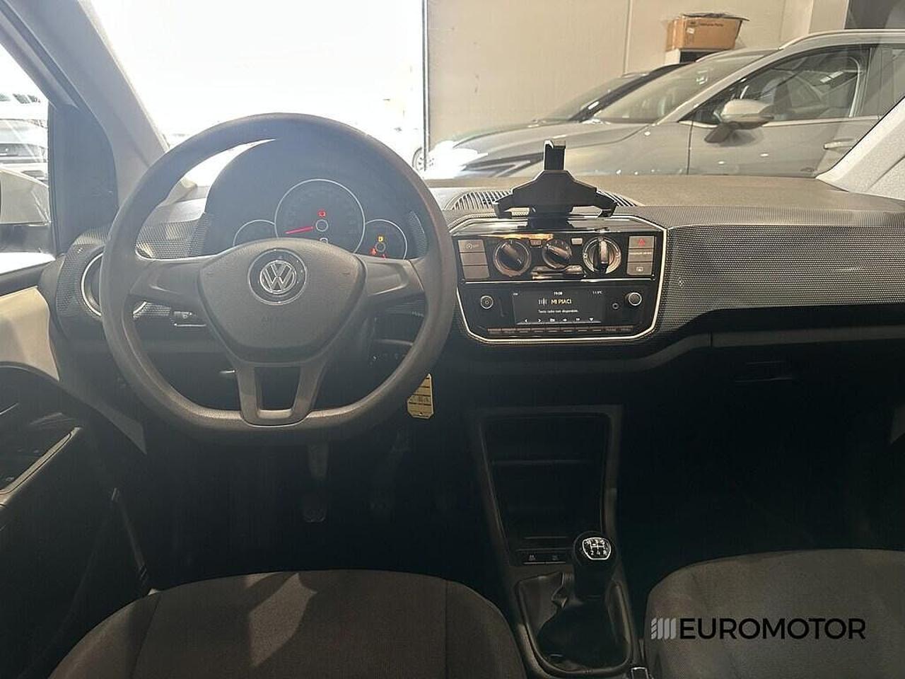 Volkswagen Volkswagen Up usata 9