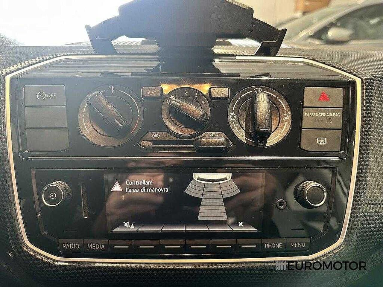 Volkswagen Volkswagen Up usata 13