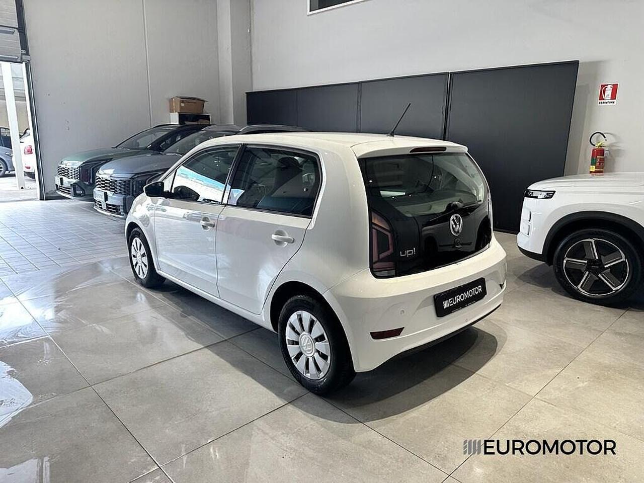 Volkswagen Volkswagen Up usata 19