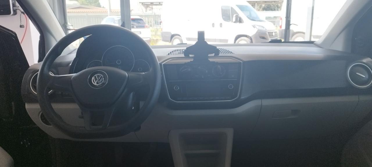 Volkswagen Volkswagen Up usata 3