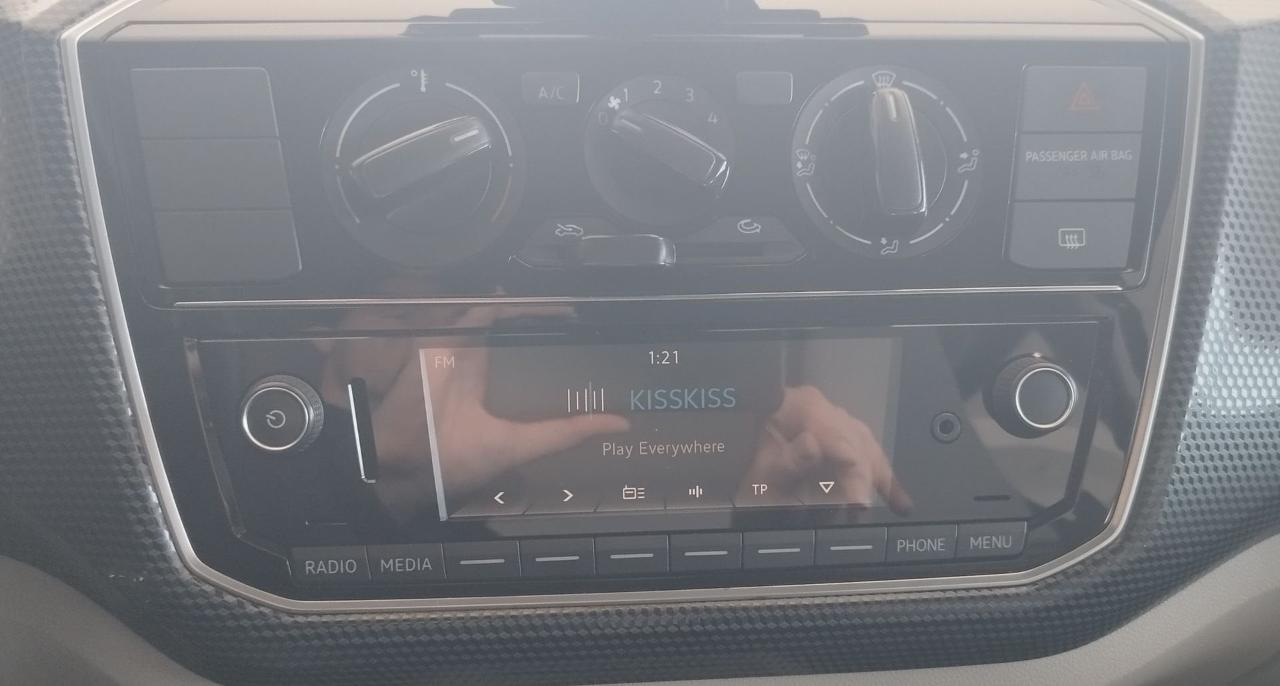 Volkswagen Volkswagen Up usata 4