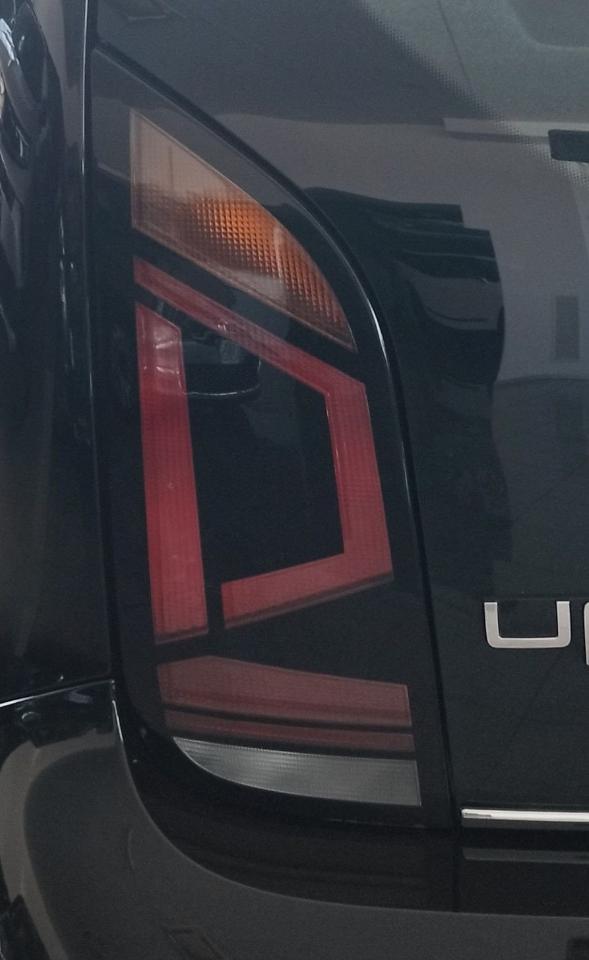 Volkswagen Volkswagen Up usata 13