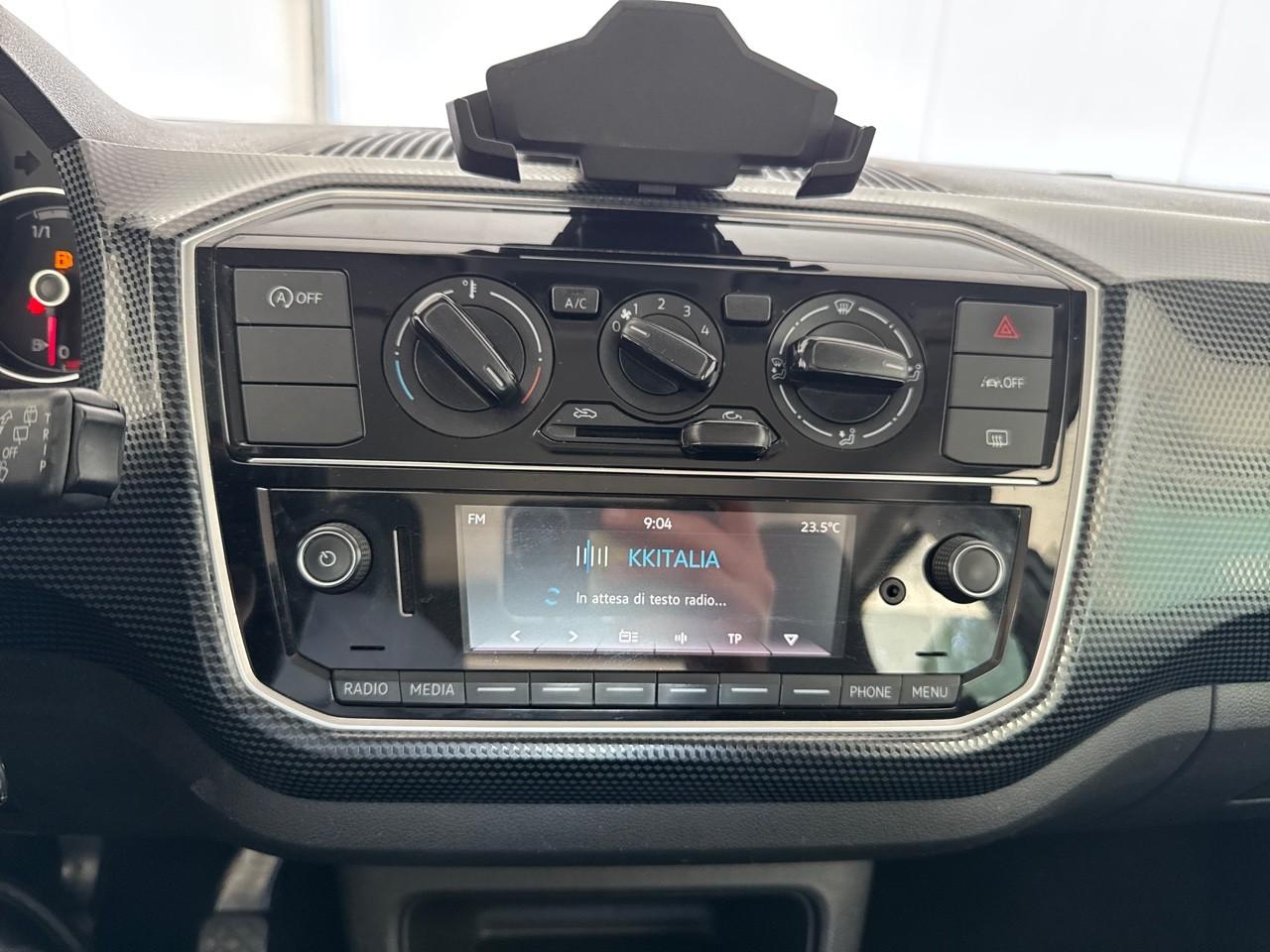 Volkswagen Volkswagen Up usata 4