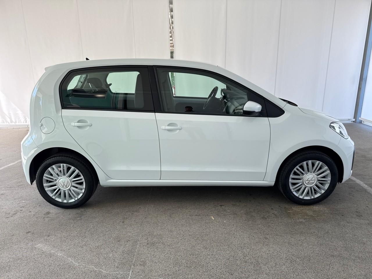 Volkswagen Volkswagen Up usata 14