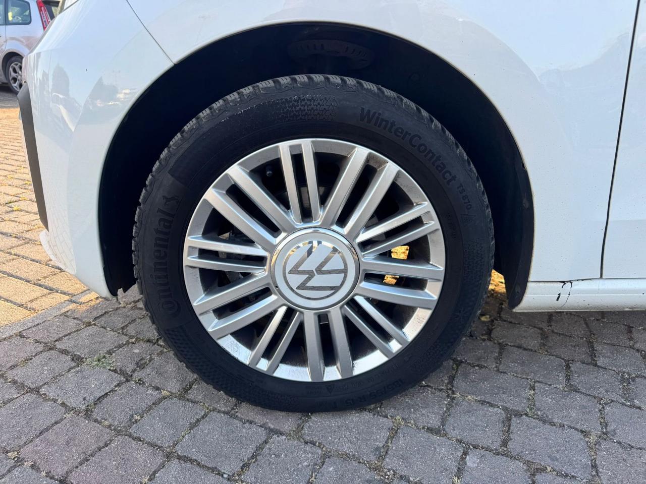 Volkswagen Volkswagen Up usata 6