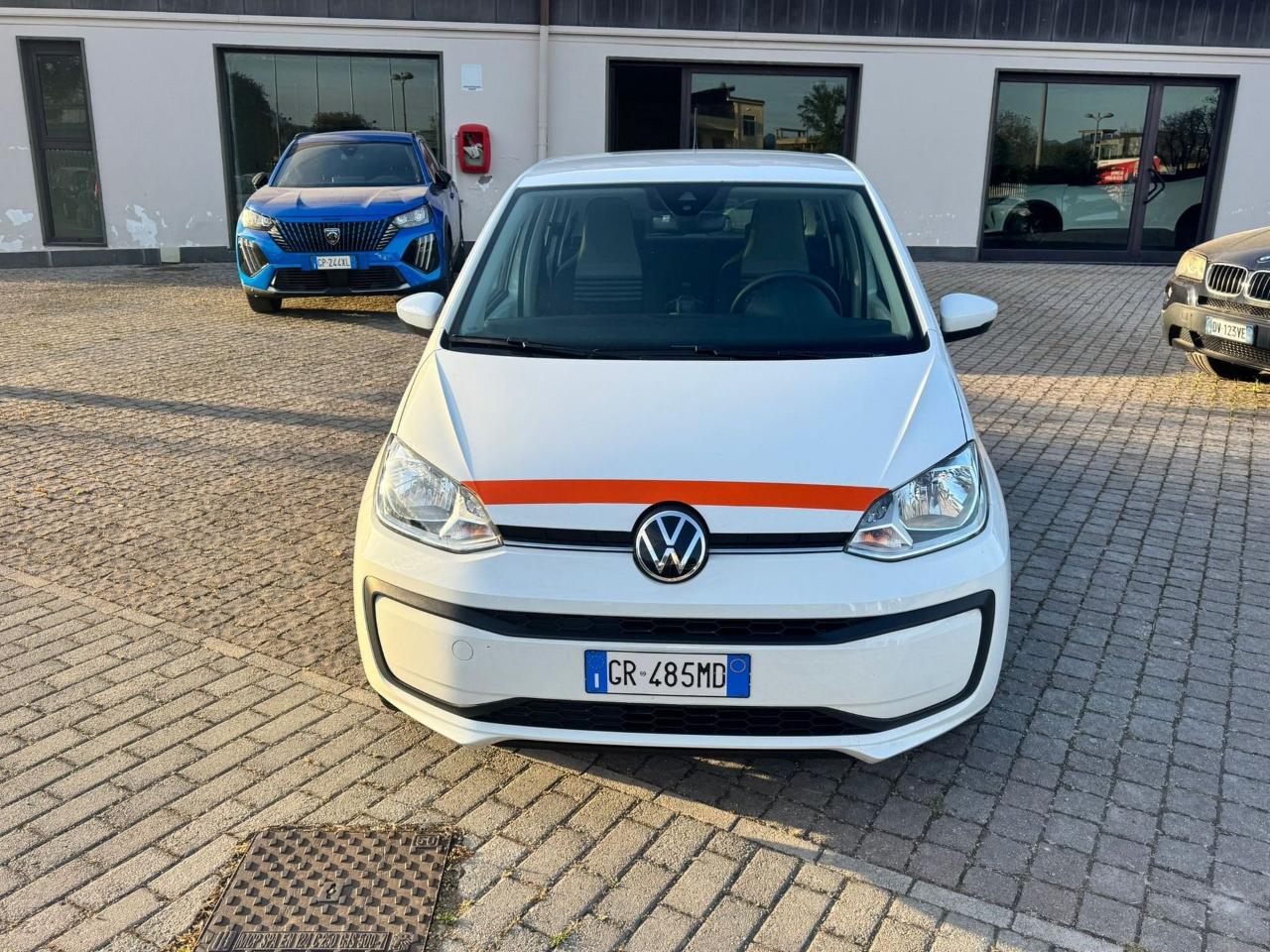 Volkswagen Volkswagen Up usata 26