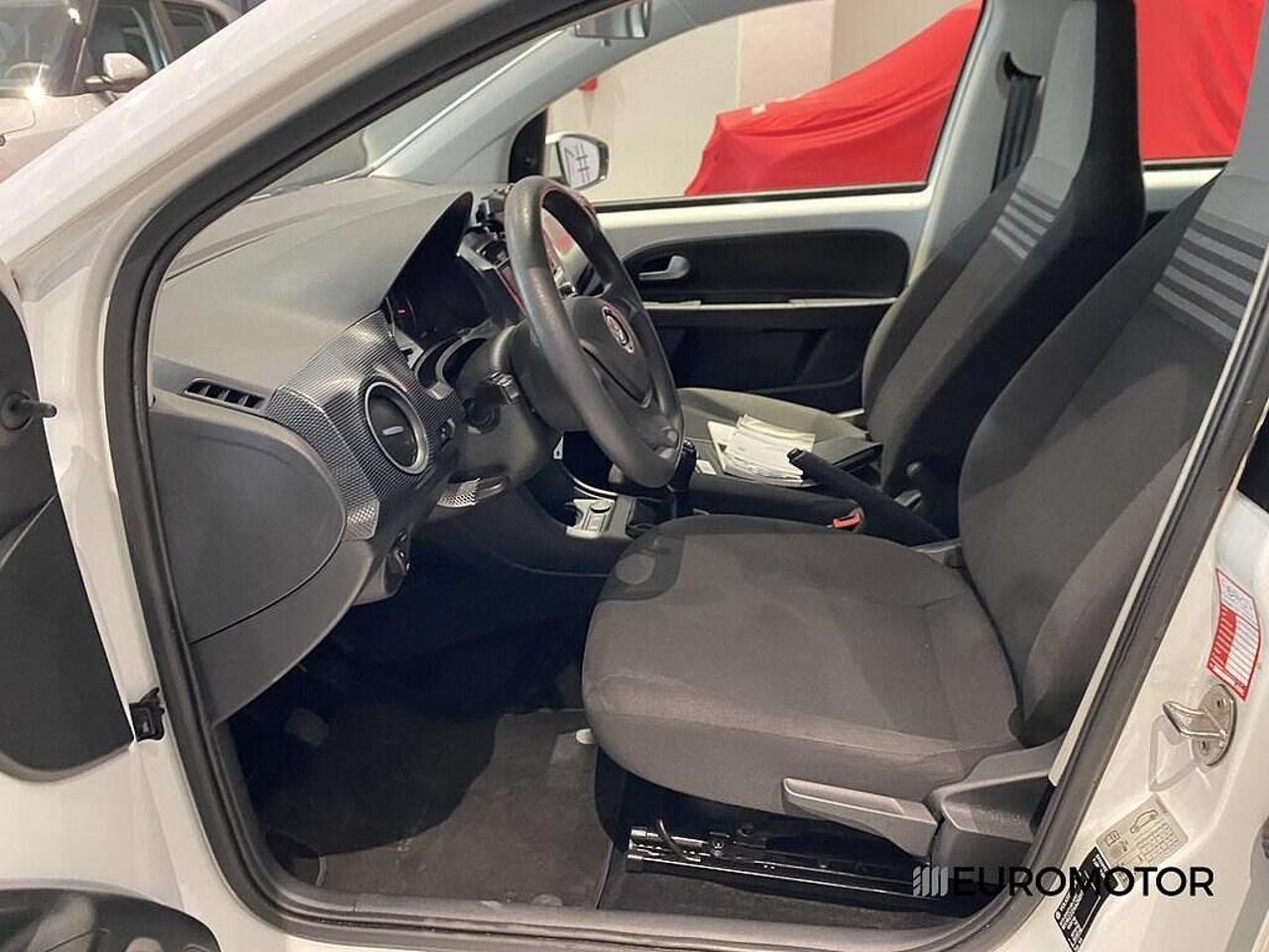 Volkswagen Volkswagen Up usata 4