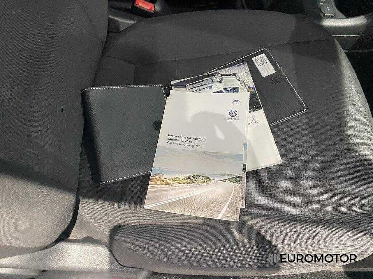 Volkswagen Volkswagen Up usata 12