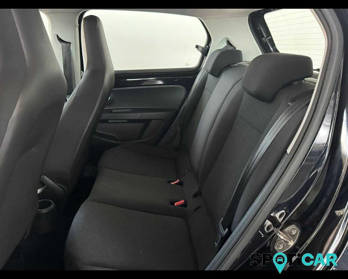 Volkswagen Volkswagen Up usata 5