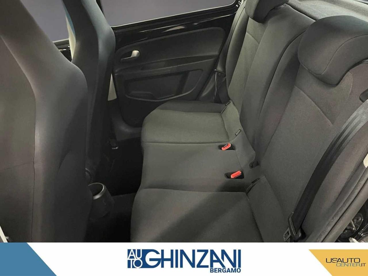 Volkswagen Volkswagen Up usata 12