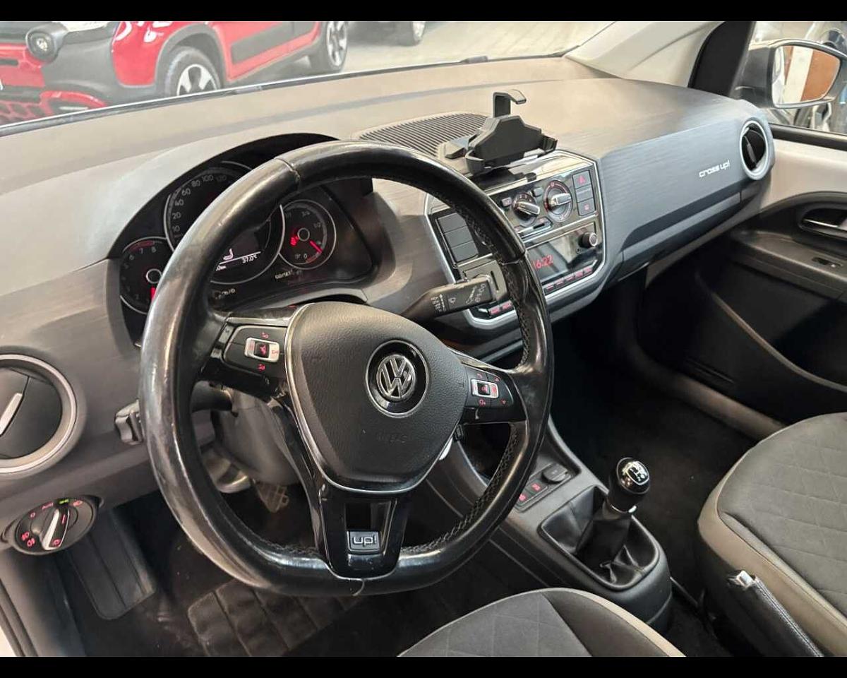 Volkswagen Volkswagen Up usata 16