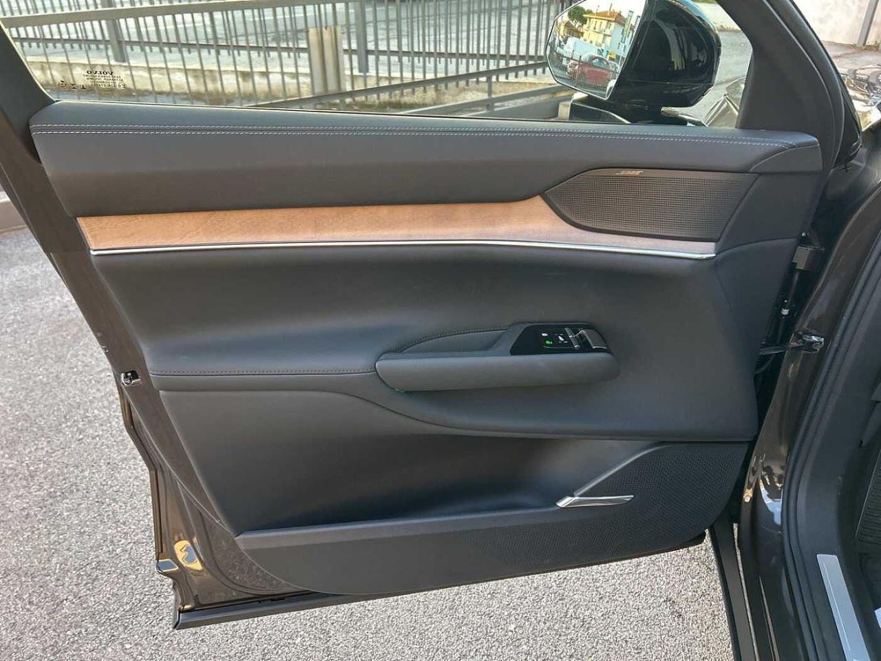 Volvo Volvo ex 90 usata 15
