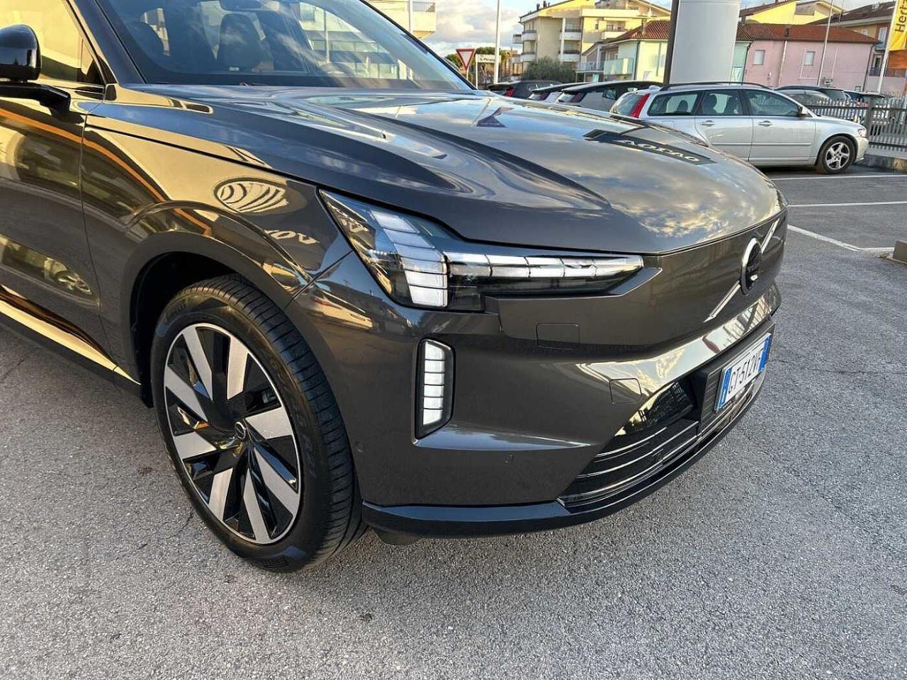 Volvo Volvo ex 90 usata 22
