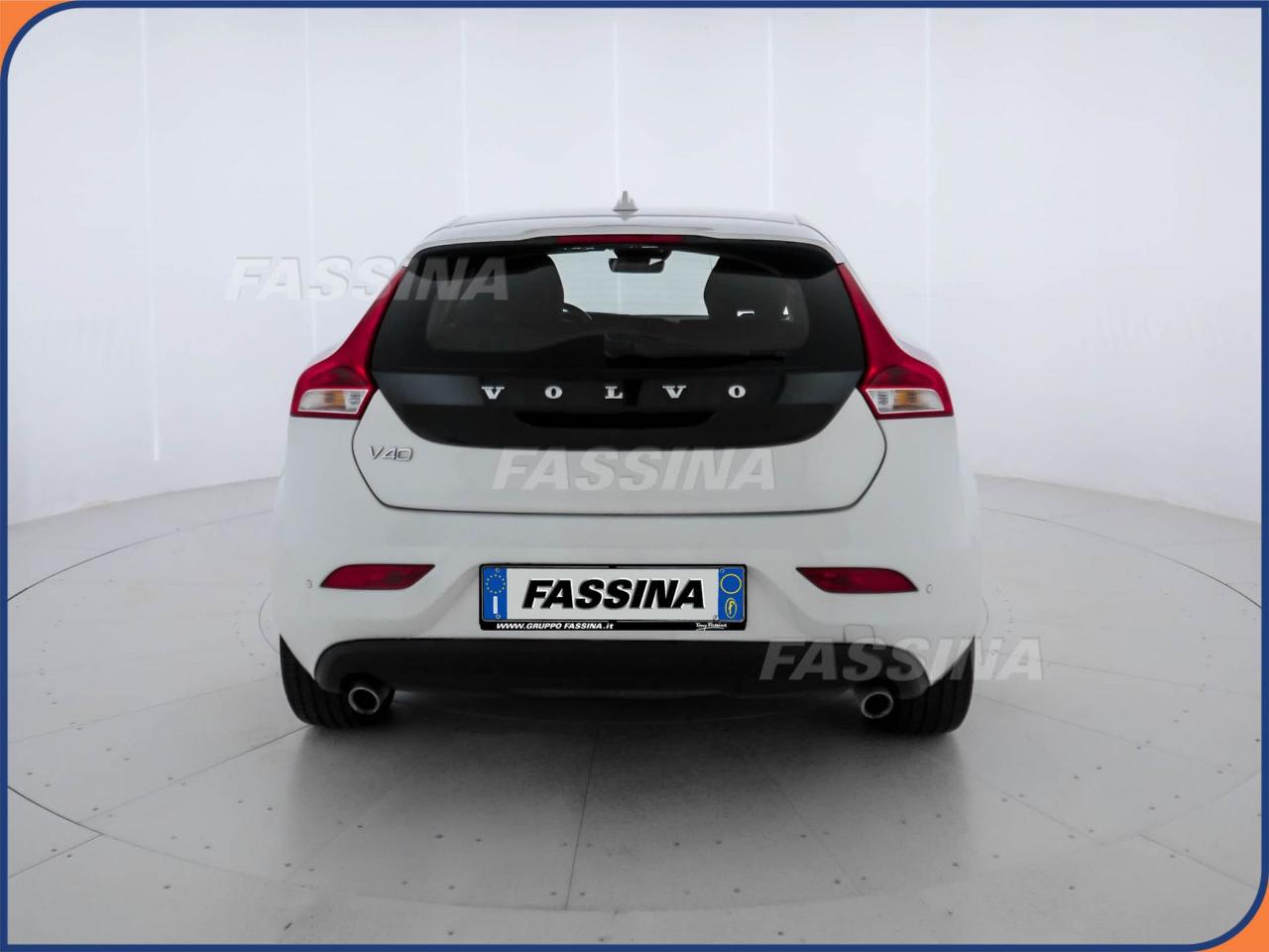 Volvo Volvo V40 usata 10