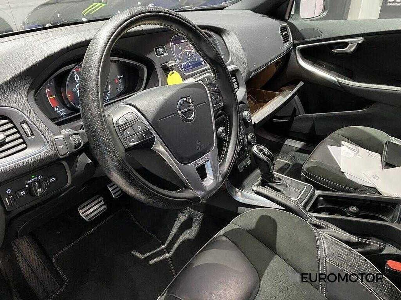 Volvo Volvo V40 usata, con 6 marce