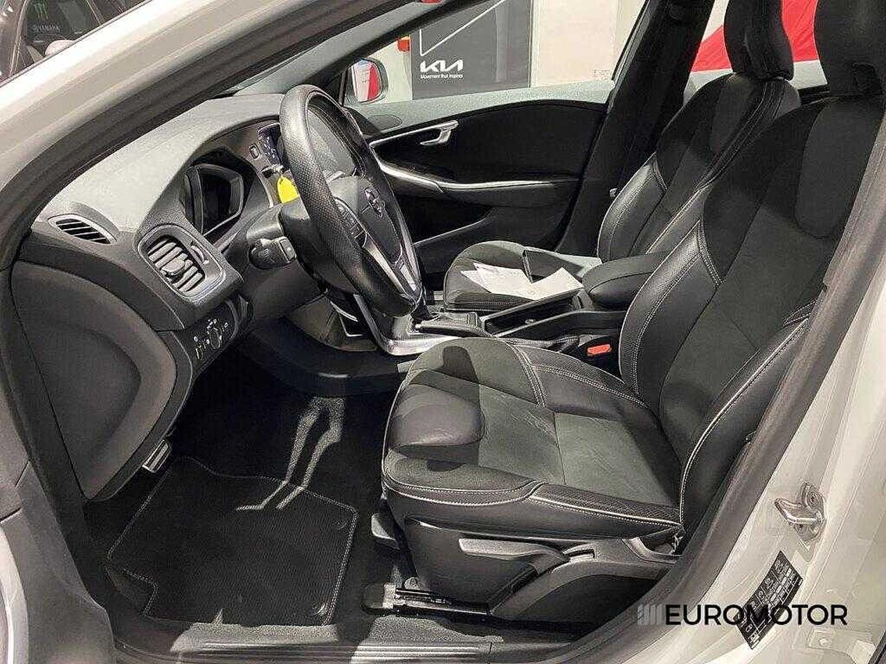 Volvo Volvo V40 usata, con abs