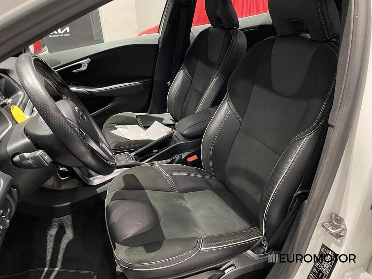 Volvo Volvo V40 usata, con bluetooth