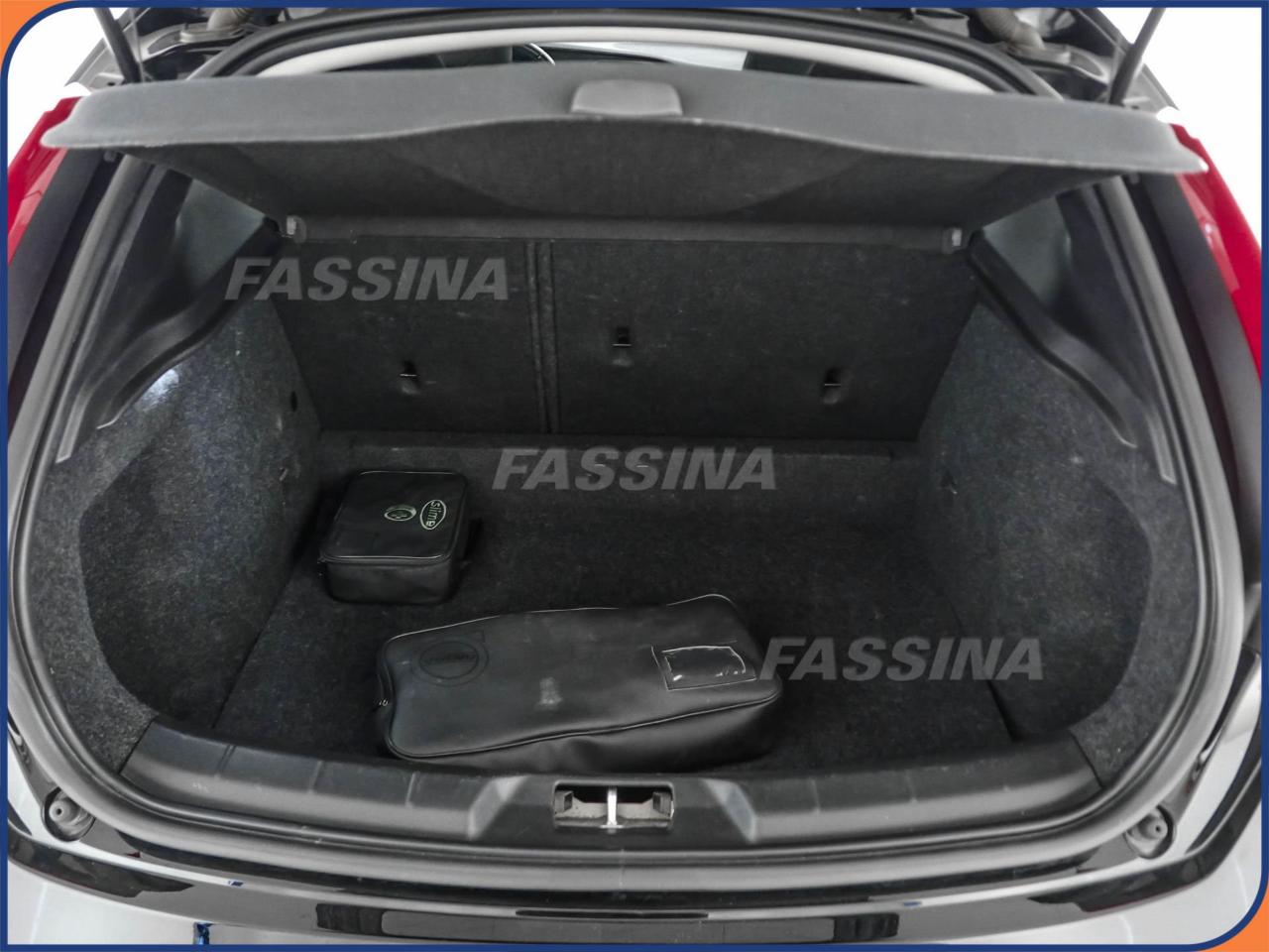 Volvo Volvo V40 usata, con cambio automatico
