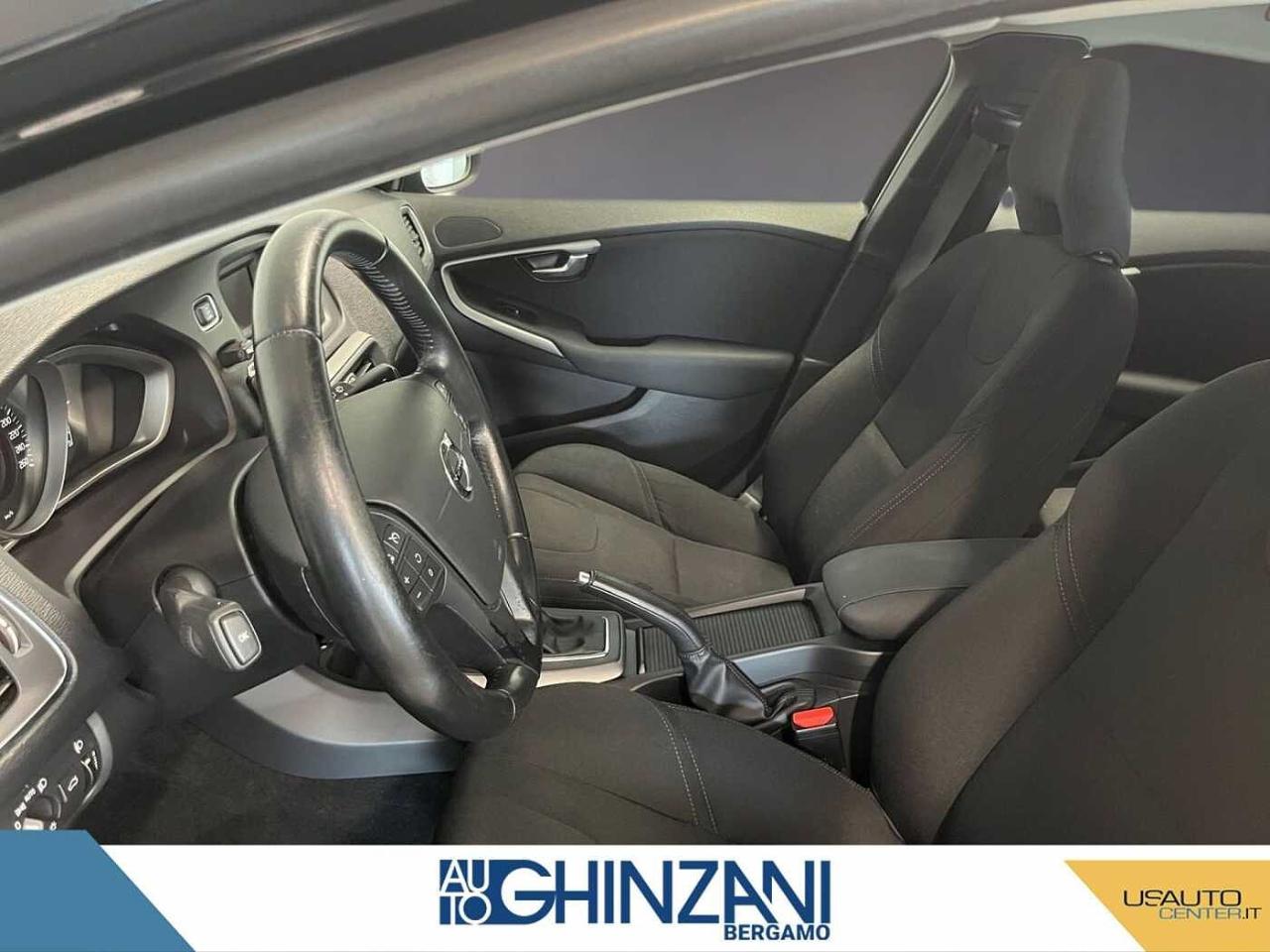 Volvo Volvo V40 usata, con 5 porte