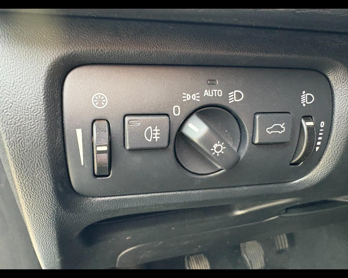 Volvo Volvo V40 usata 8