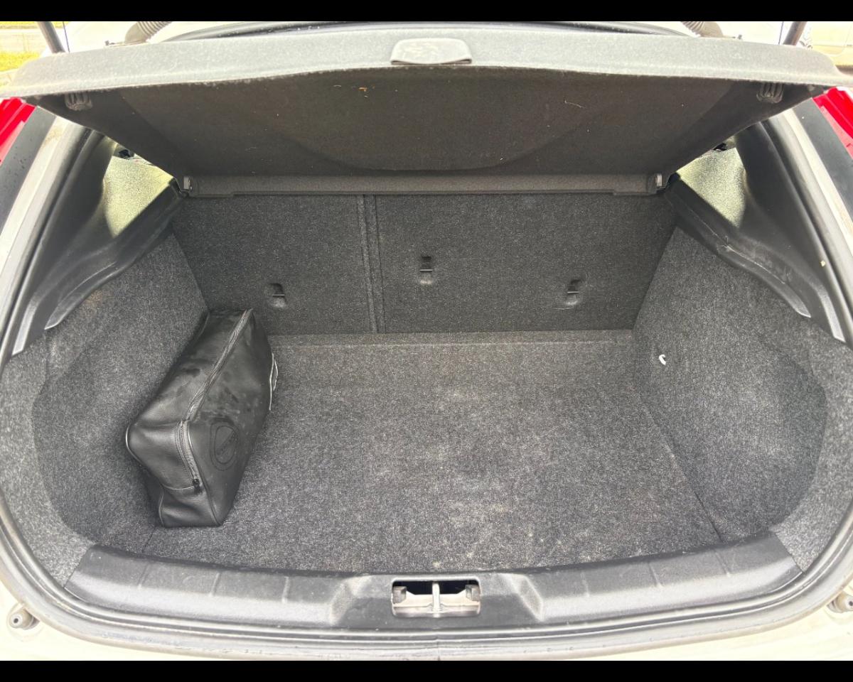 Volvo Volvo V40 usata 25