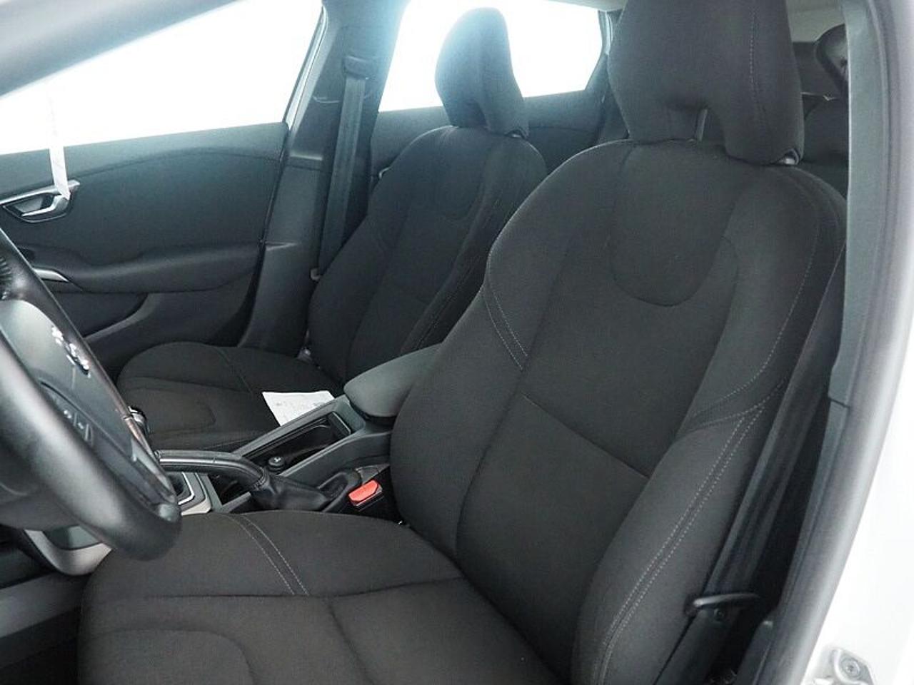 Volvo Volvo V40 usata 8