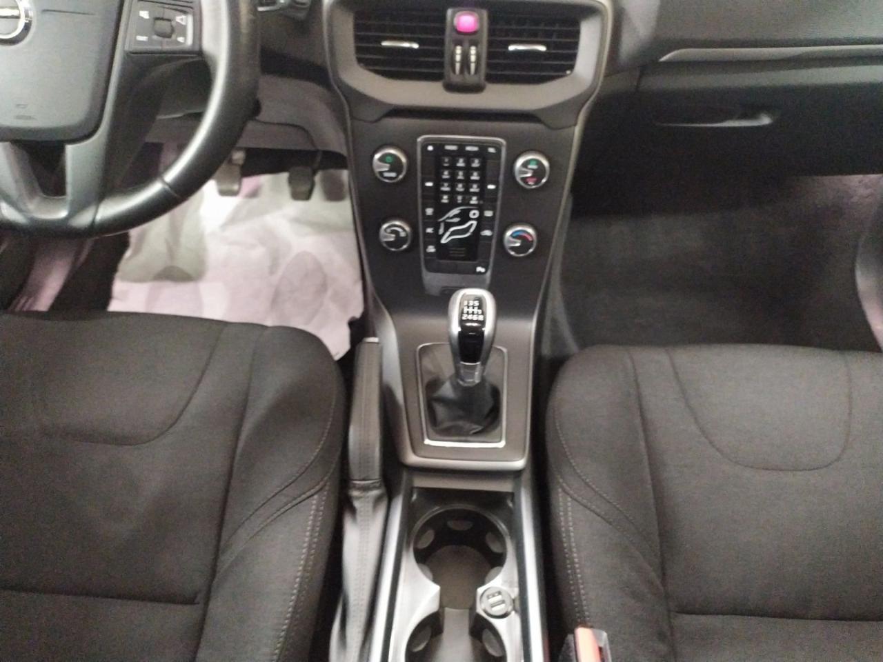 Volvo Volvo V40 usata 6