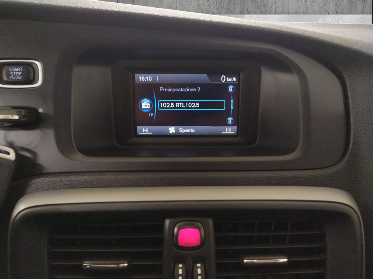 Volvo Volvo V40 usata 13